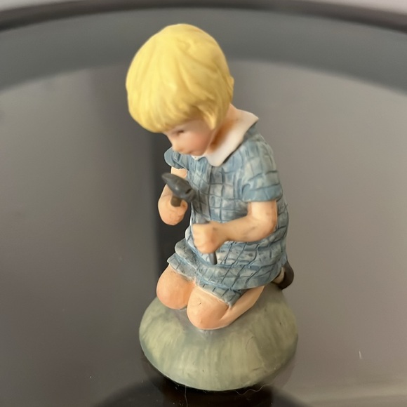 Vintage Winnie the Pooh 6 Figurine Set - Multicolor - Picture 2 of 7